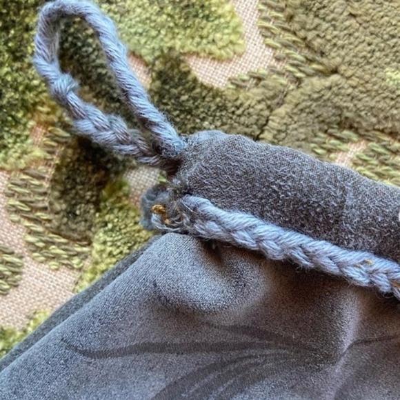 Upcycled handcrafted carry pouch Druid Celtic amulet - Picture 4 of 10